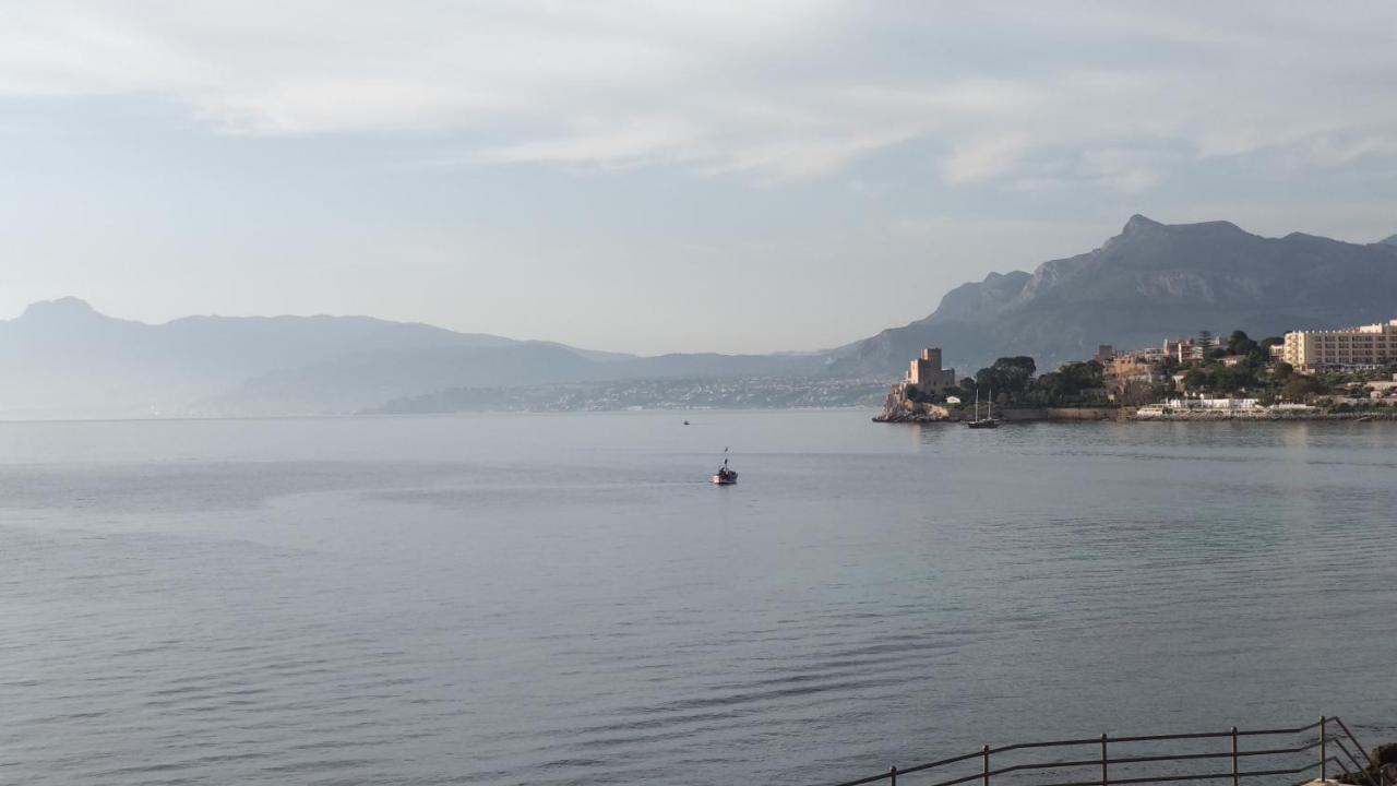 Bed and Breakfast Nereidi Santa Flavia Exterior foto