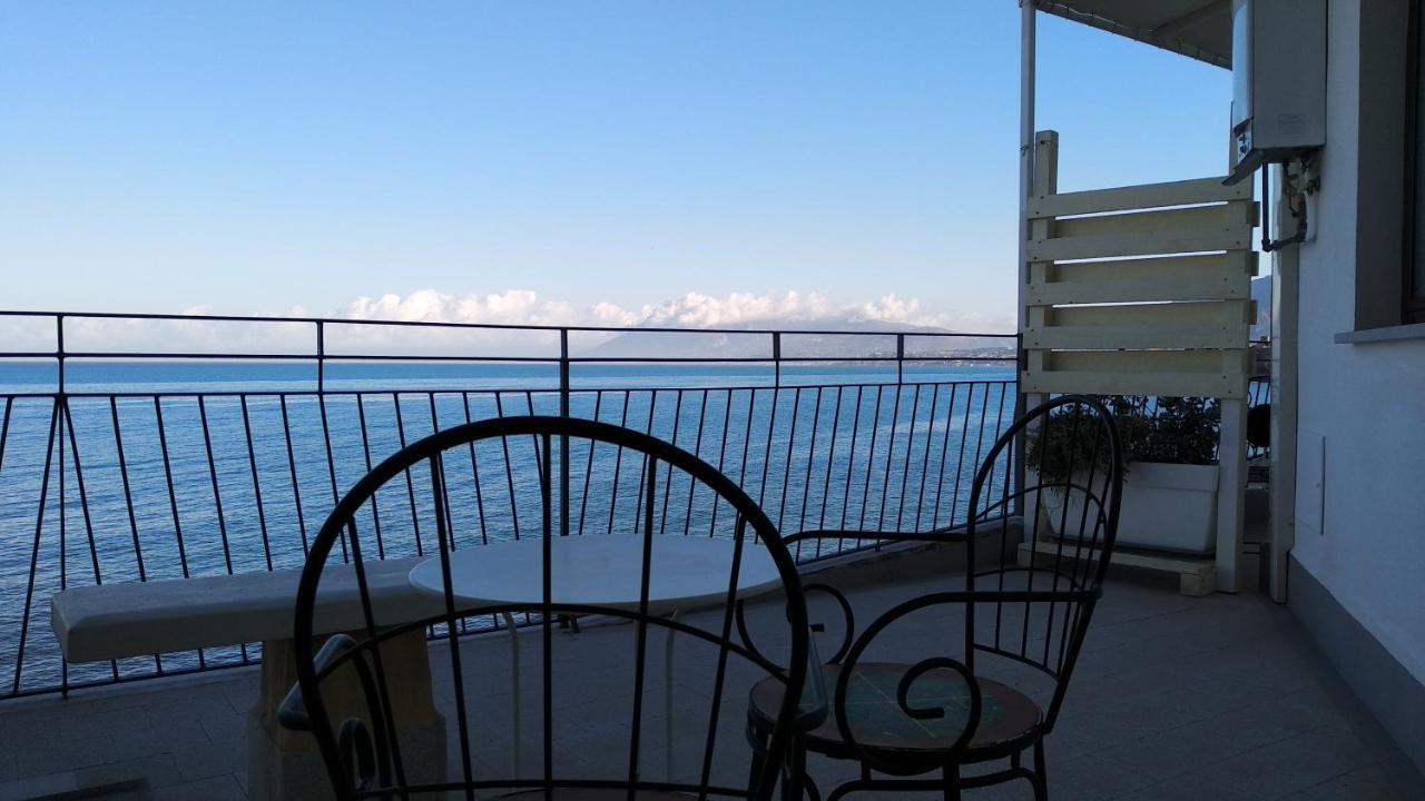 Bed and Breakfast Nereidi Santa Flavia Exterior foto